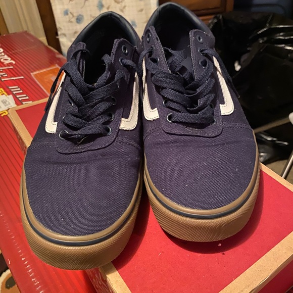 Vans (canvas) - Picture 2 of 4